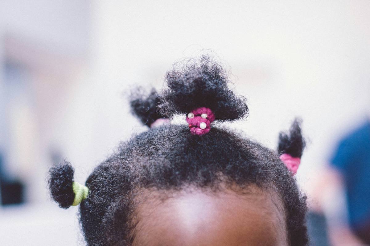 Hair Pick Styling: The Expert’s Guide to Volume, Definition & Zero Frizz